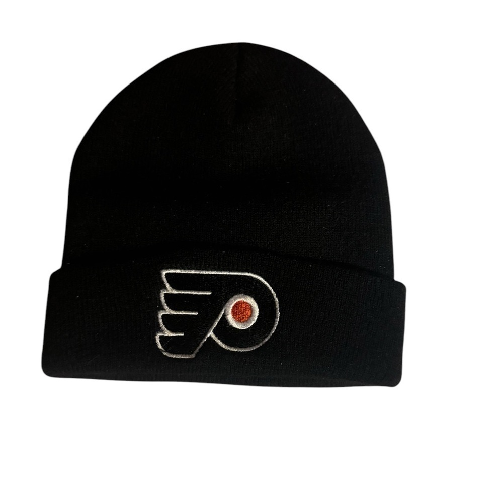 Boys knitted Philadelphia flyers hat